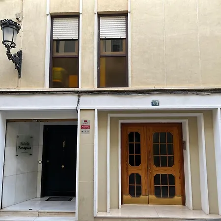 Charming & Spacious In Historic Centre & Short Walk To