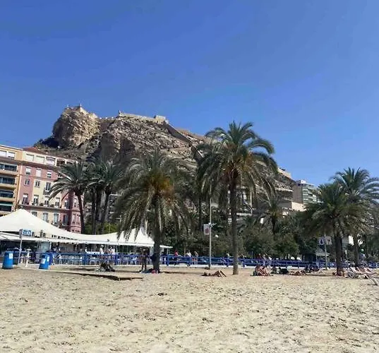 Charming & Spacious In Historic Centre & Short Walk To Lejlighed Alicante