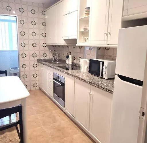 Lejlighed Charming & Spacious In Historic Centre & Short Walk To